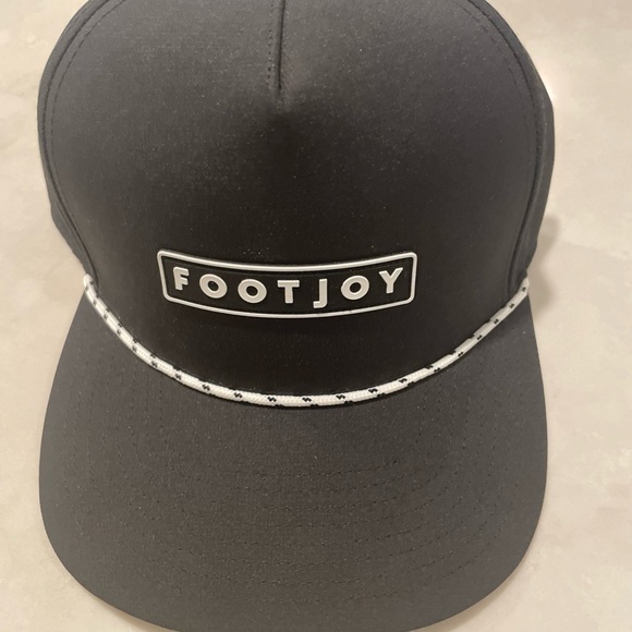 FootJoy Dark Gray Cap with White Trim - Picture 1 of 6